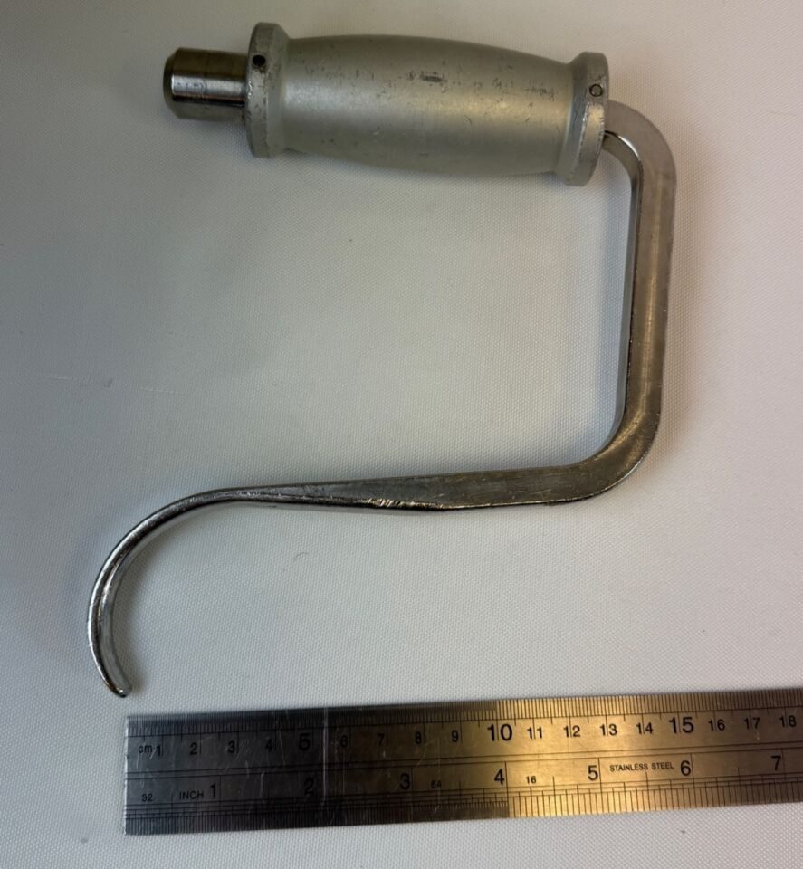 OSI MIZUHO  Femoral Hook for Support Bracket Hana Table — photo 7