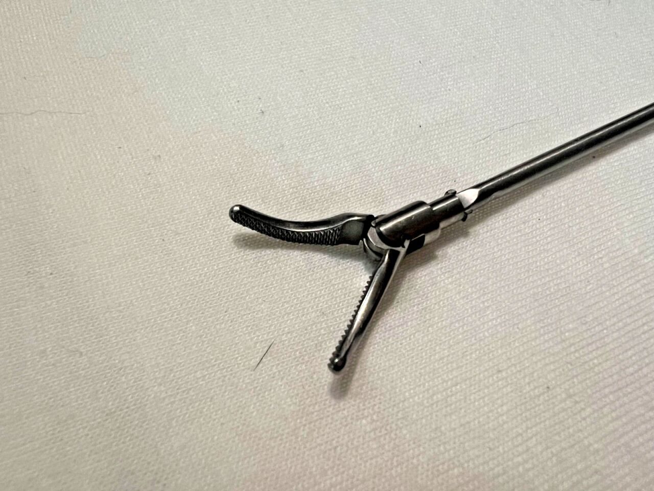 KARL STORZ 33310MD Clickline Kelly Dissector Insert 36cm D/A Serrated Jaws — photo 3