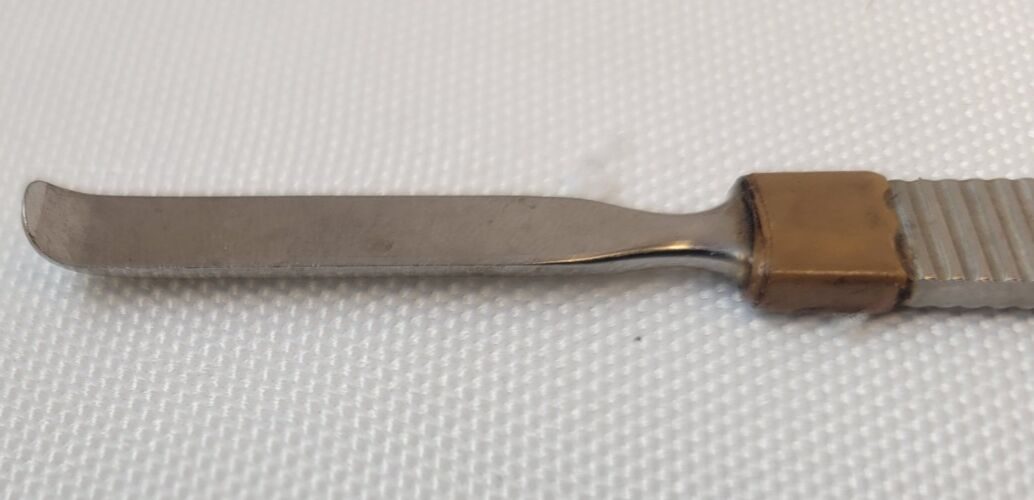 KARL STORZ N-4602 McKenty Periosteal Elevator 12.5cm Curved Blade 5mm Flat Handle — photo 2
