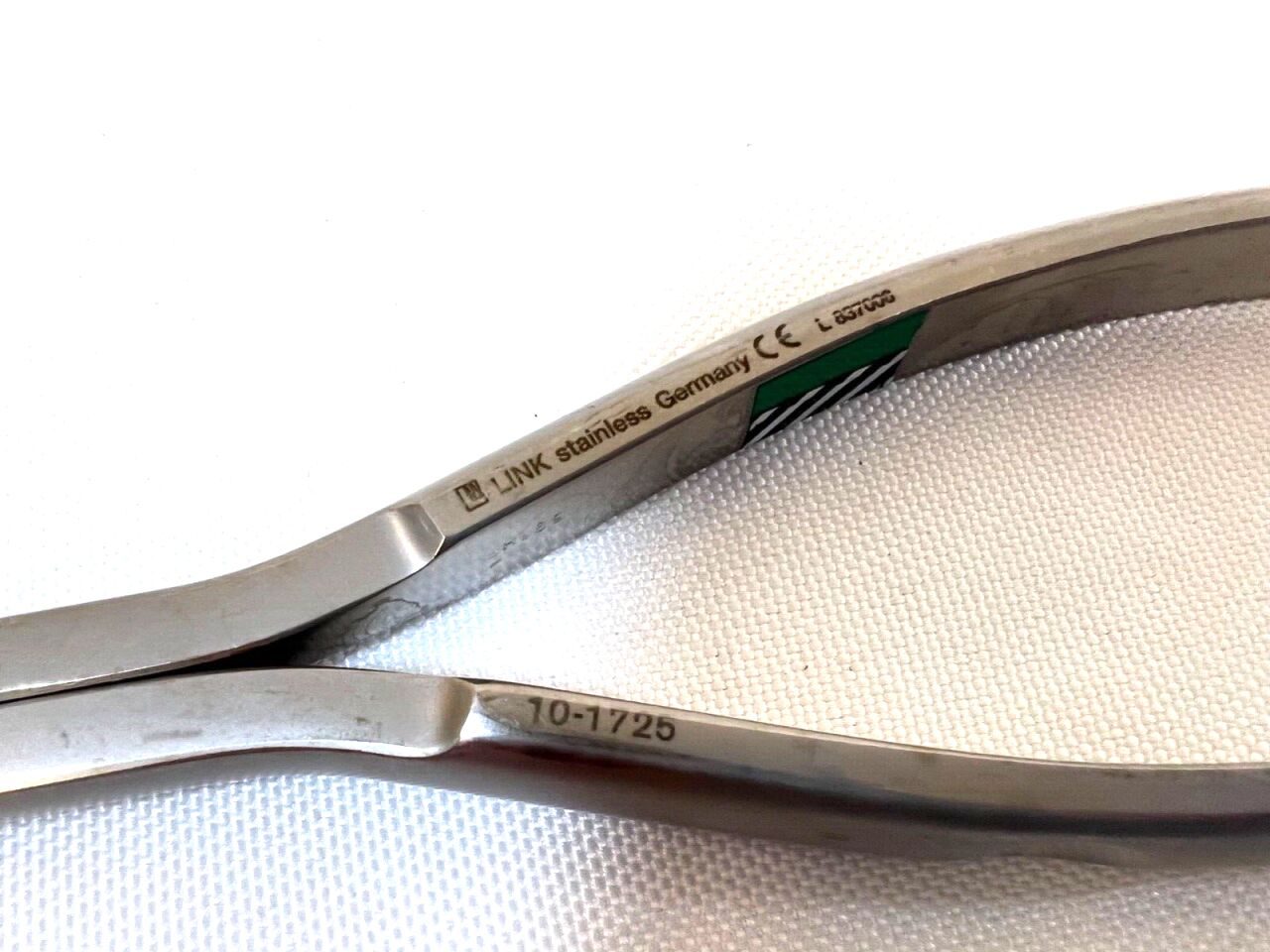 LINK 10-1725 Surgical Serrated Jaw Pliers 7-1/4" Length — photo 4