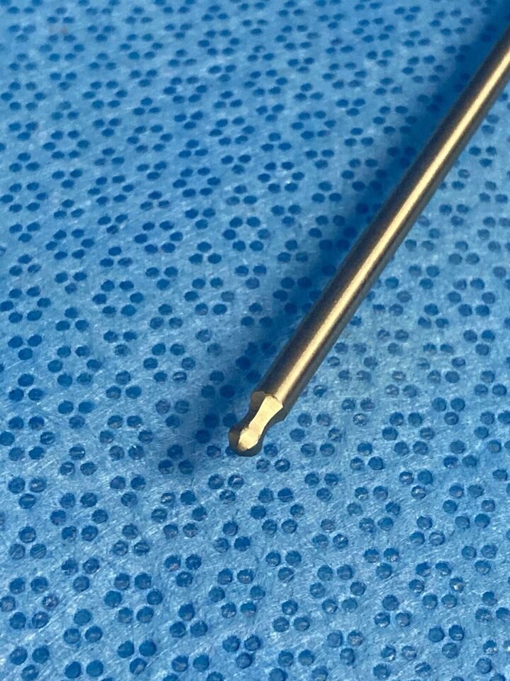 AESCULAP FF957 Caspar Ball Tip 2.5mm Hexalobe Screwdriver — photo 3