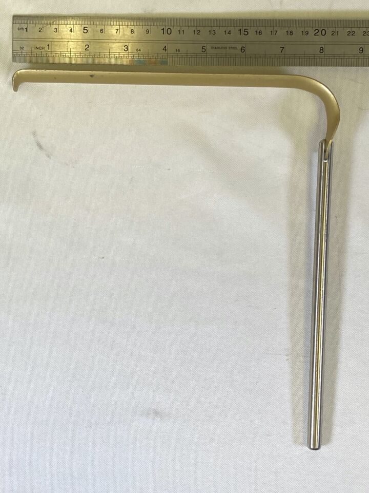 OMNI-TRACT 4922 Renal Vein Swivel Aluminum Radiolucent Retractor Blade 1" x 8" — photo 9