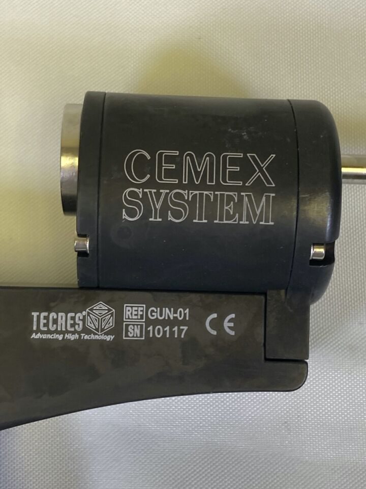 CEMEX -1 Orthopedic Bone Cement Gun — photo 2