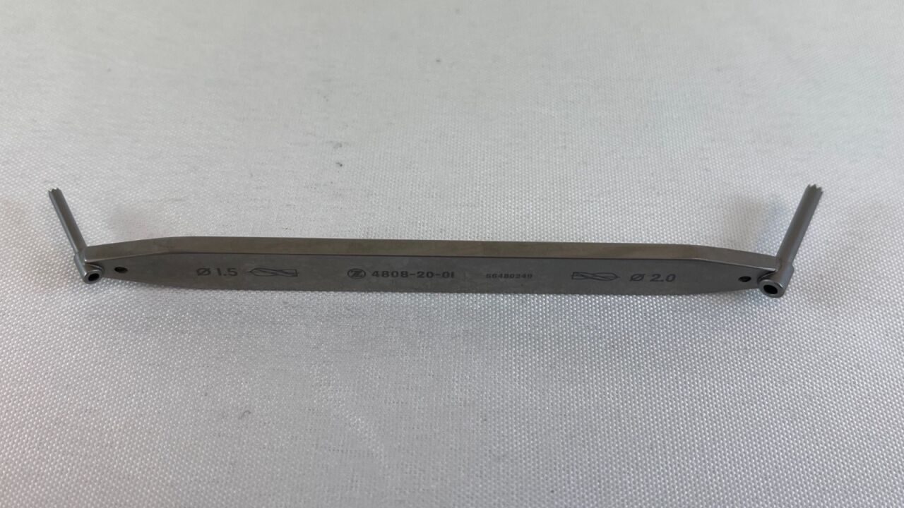 ZIMMER 4808-20-01 1.5mm & 2.0mm Double Drill Guide — photo 1
