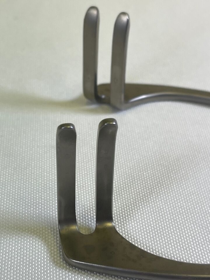 AESCULAP BV112R Mayo-Adams Self Retraining Retractor 165mm 40mm x 15mm — photo 4