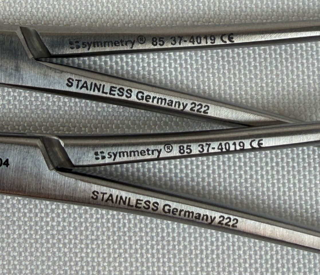 SYMMETRY 37-4019 Pair of Javid Carotid Artery Shunt Forceps 7" Bypass Clamps 6mm — photo 2