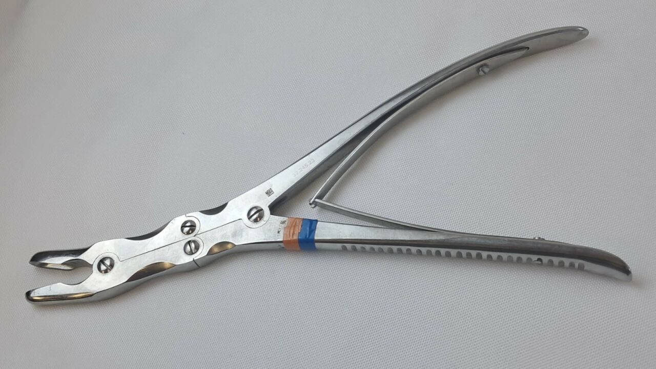 MEDLINE 32.245.23 Leksell-Stille Rongeur D/A 9.5" Curved 8mm Bone Cutter