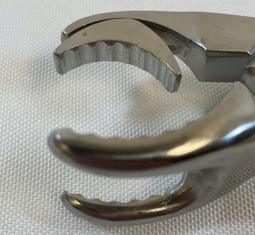 ZIMMER 3117-03 Self-Retaining Bone Forceps 2 Prong Swivel Angled Jaw — photo 3