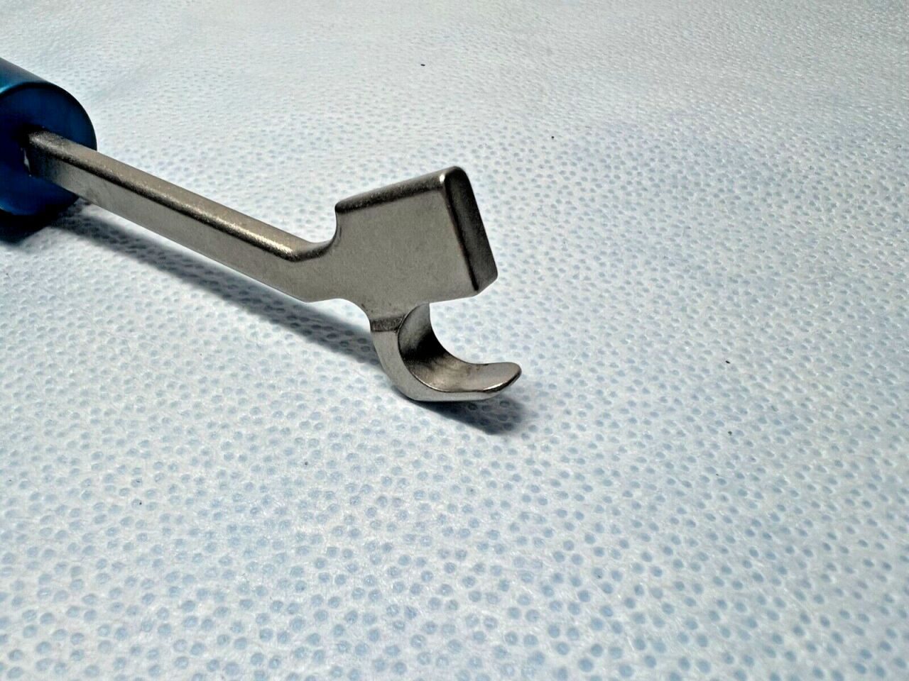 MEDTRONIC 808-033 Sofamor Danek Large Laminar Hook Trial — photo 2