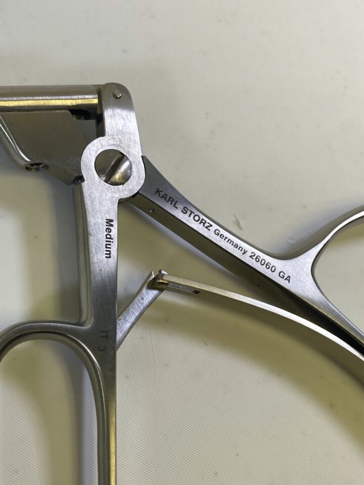 KARL STORZ 26060GA 10mm x 33cm Medium Endoscopic Clip Applier Forcep — photo 3