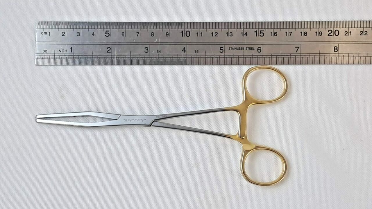 SSI ULTRA SYMMETRY 55-7520 Fogarty Style Hemagrip Forcep — photo 6