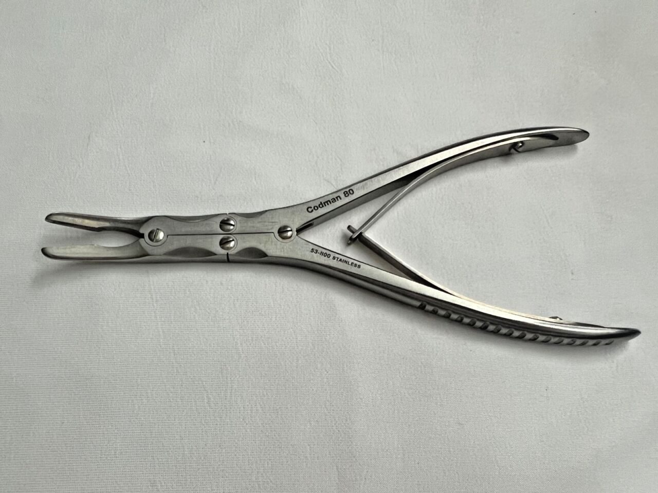 CODMAN 53-1100 Beyer Rongeur Forceps 3mm Slightly Curved Jaws 7" Length