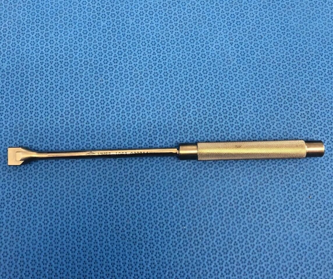 AVALIGN VM88-1063 Guarded Bone Impactor 8 1/2" 10mm x 13mm — photo 1