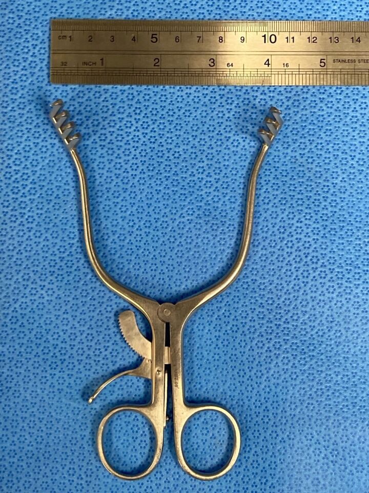 V. MUELLER SU3112 Self Retaining 6.5" Weitlander Retractor 3x4 Sharp Prong — photo 6