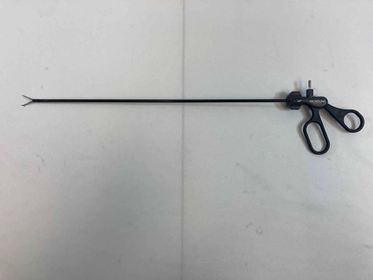 PENTAX MICROLINE 3905 ReNew IV 42cm x 5mm Dissector Forcep Laparoscopic Dissector Forcep — photo 1