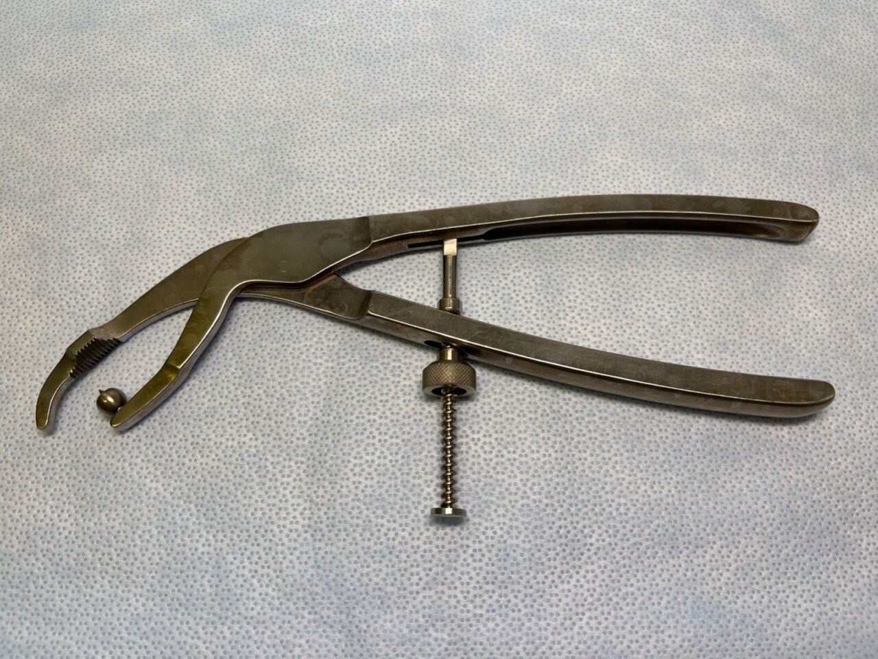 STRYKER 702937 BallSpike Size 1 Self-Centering Bone Forceps — photo 1