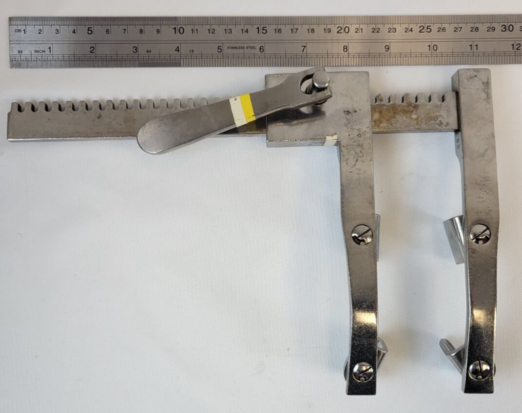 MORSE  Sternal Retractor 9.5" Spread With 4 Blades — photo 5