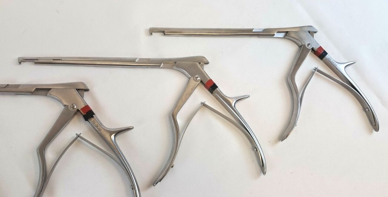 V. MUELLER Boss 1 3 4 & 5mm x 90deg Down x 8" Set of 4 Kerrison Rongeurs Ortho — photo 3