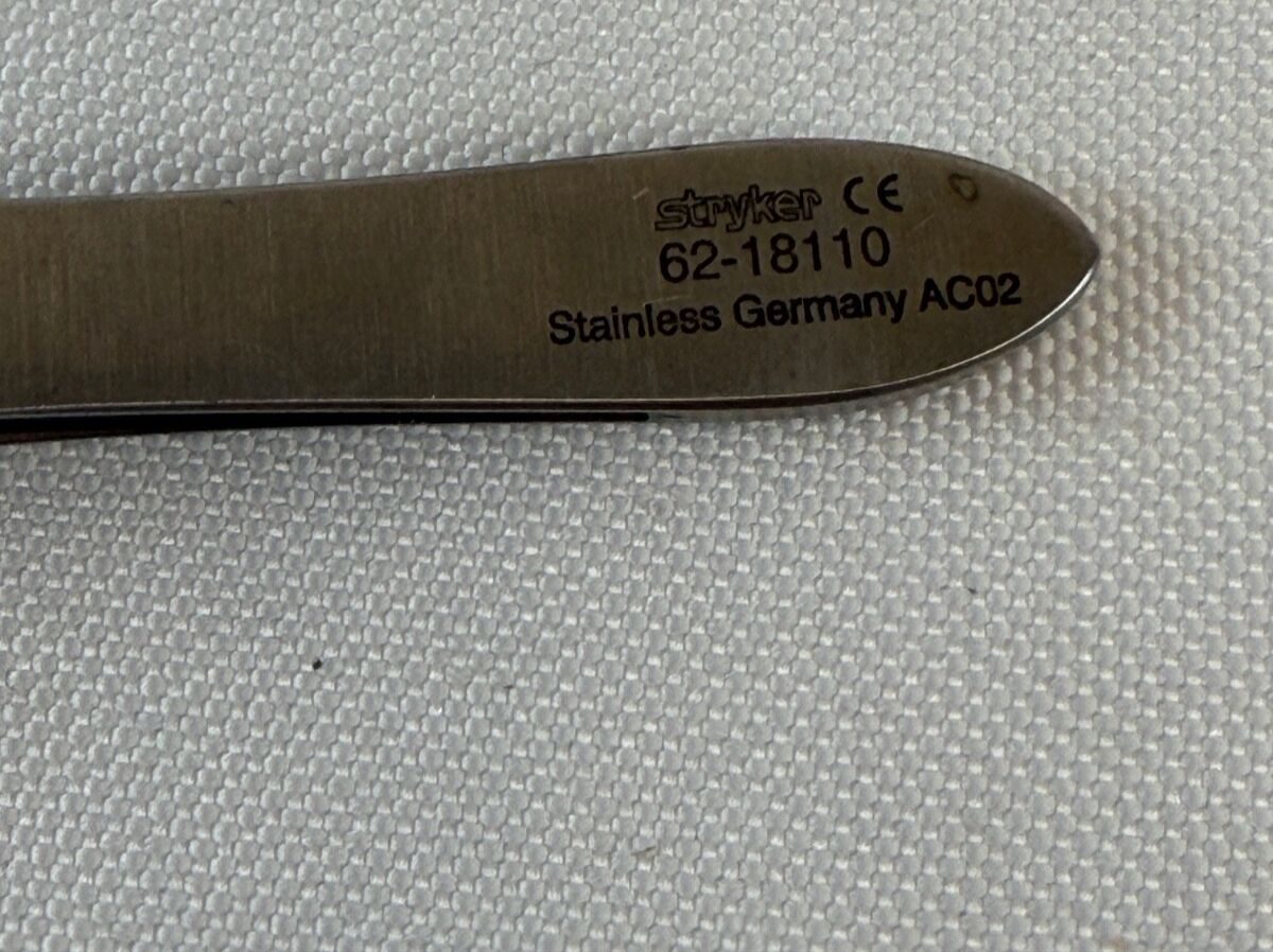 STRYKER 62-18110 CMF Holding Forceps Angled Tips Orthopedics Neurology — photo 2