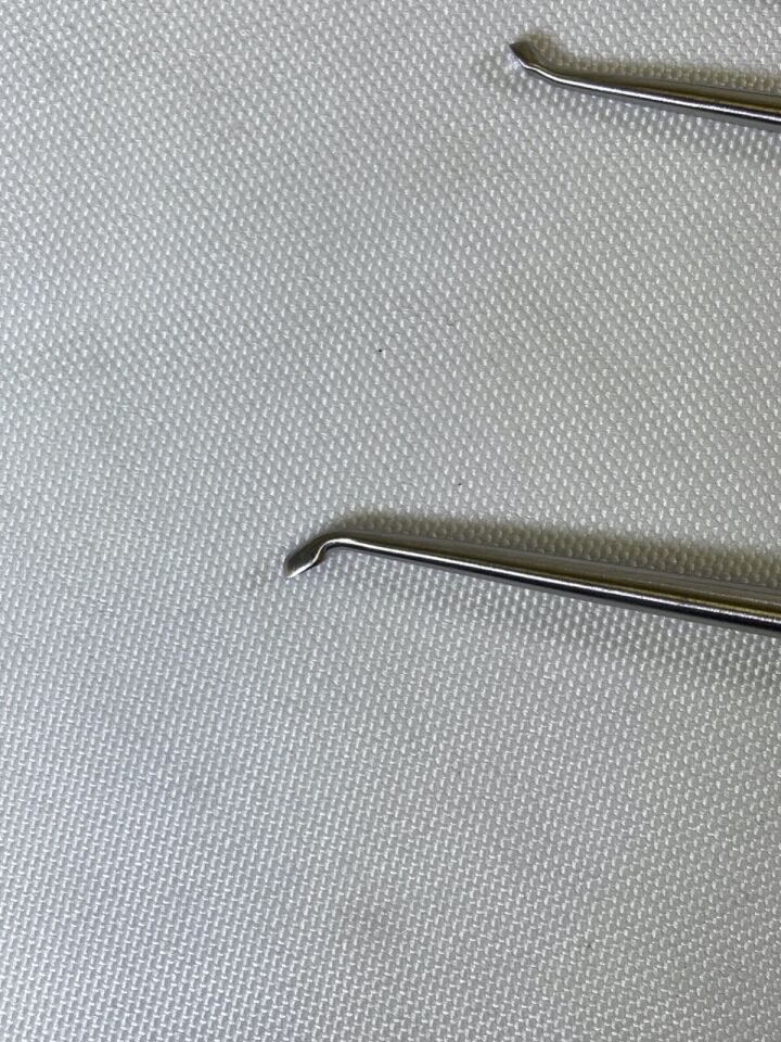STEALTH SURGICAL Various Cervical Axial Curettes w/ Sterilization Case — photo 12