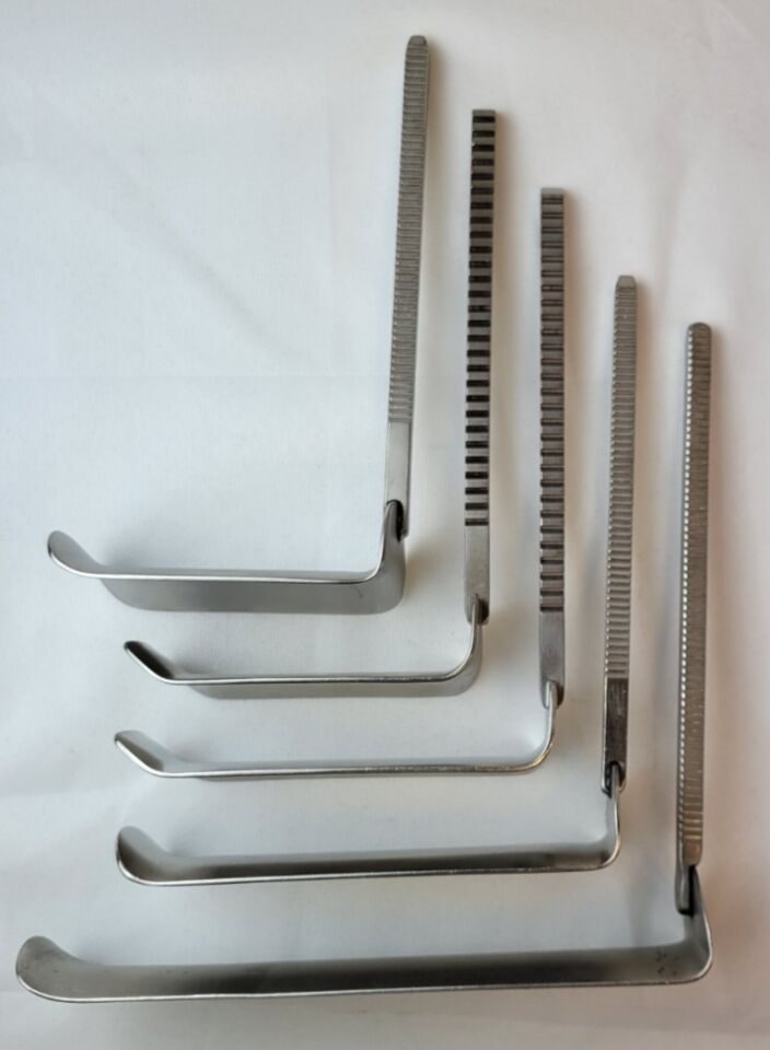 CODMAN Boss Bookwalter Kelly Set of 5 Retractor Blades