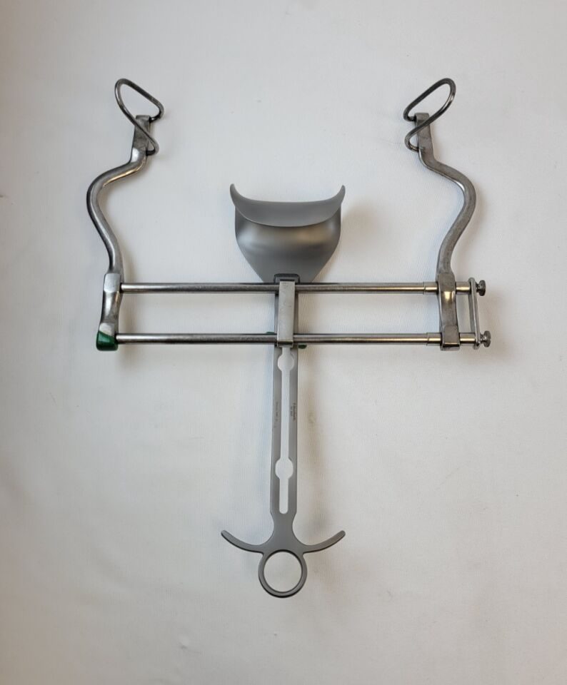 V. MUELLER  Balfour Abdominal Retractor With Center Blade — photo 1