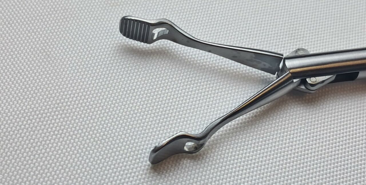 JARIT 625-142 Paddle Babcock Grasping Forceps Roto-Lok Ratchet 10mm — photo 3