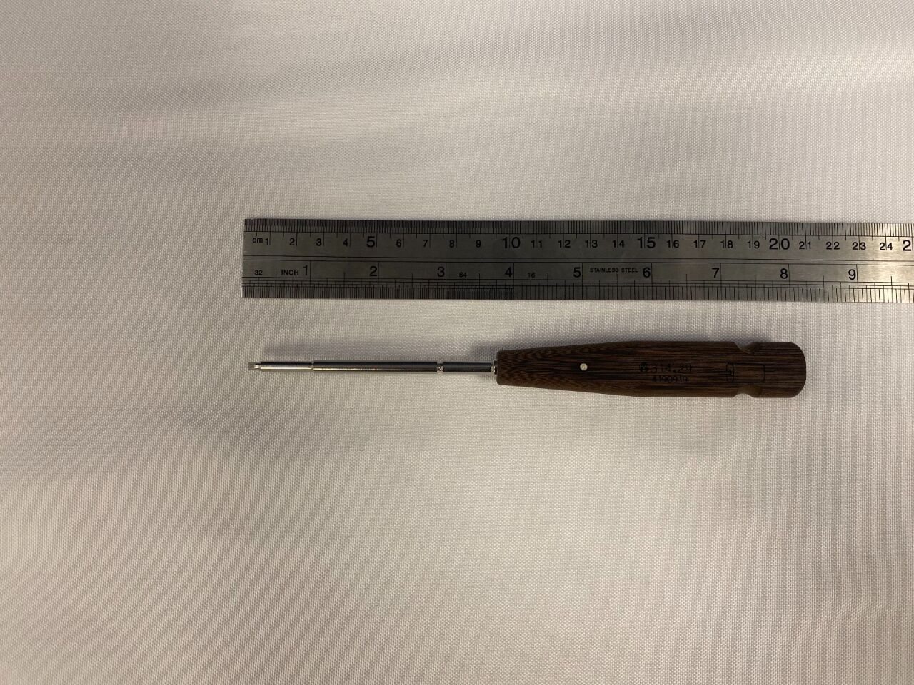 SYNTHES 314.29 Hexagonal Screwdriver 2.5mm — photo 1