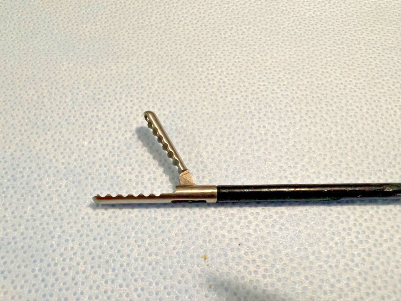 R. WOLF 8393.2927 Laparoscopic Bariatric Grasping Forceps 5mm Single Action — photo 3