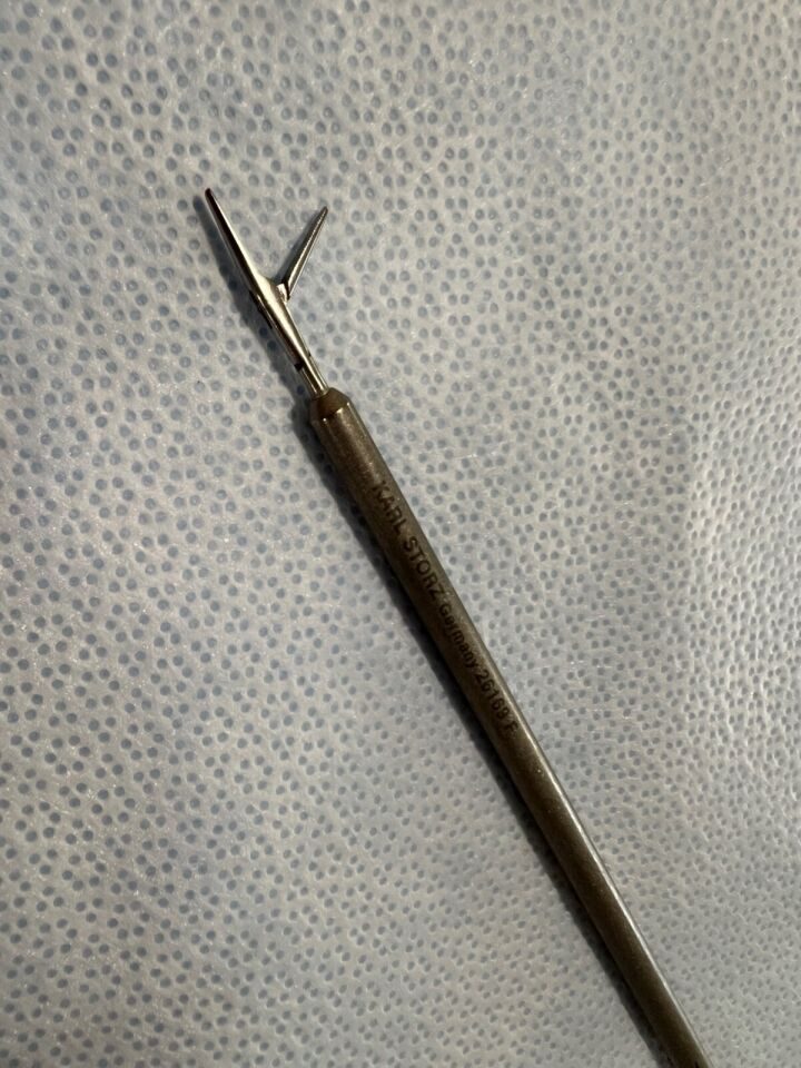 KARL STORZ 26169F 5mm X 34cm Laparoscopic Micro Bowel Grasping Forcep — photo 3