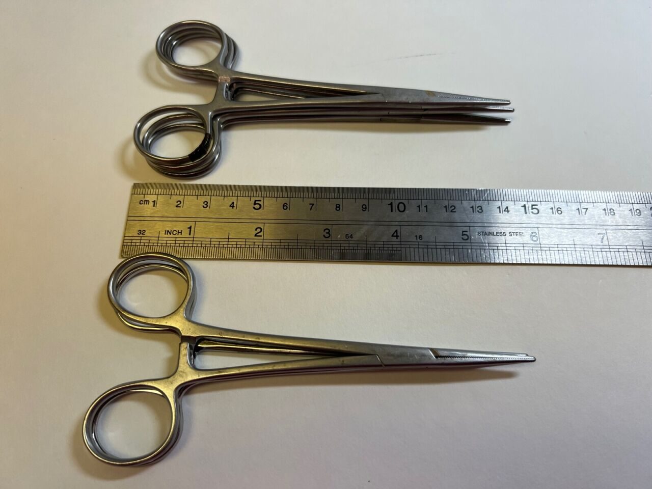V. MUELLER  Lot of 5 Crile Hemostatic Straight Serrated Jaw Forceps — photo 4