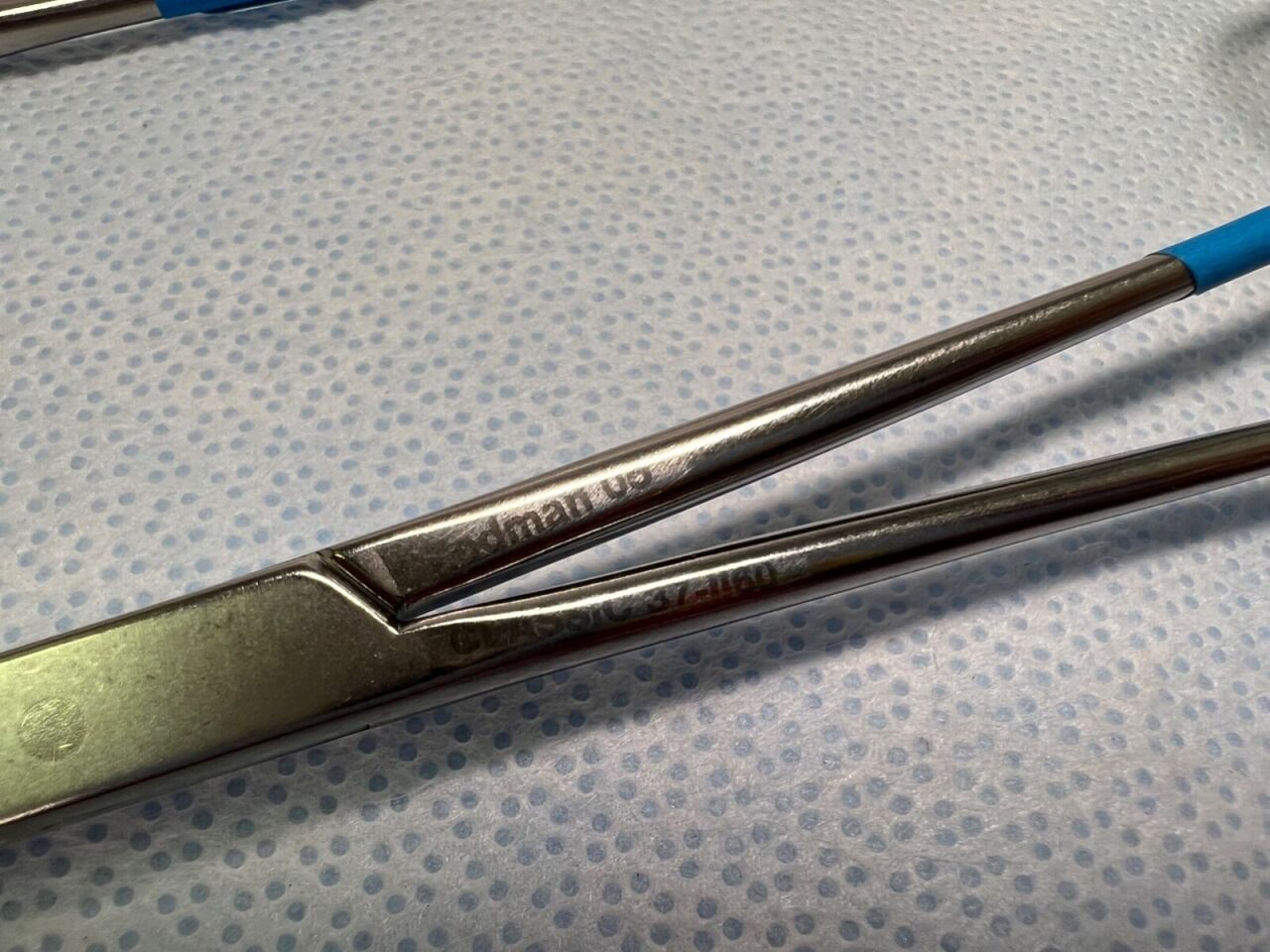 CODMAN  Lot of 4 DeBakey Surgical Clamps — photo 2