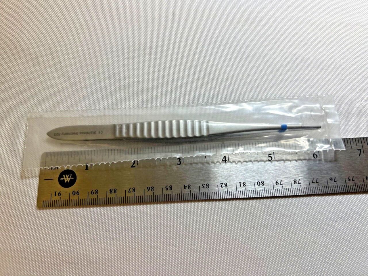 GSOURCE gS17.2010 Gillies Forceps 6" Serrated Teeth 1x2 — photo 4