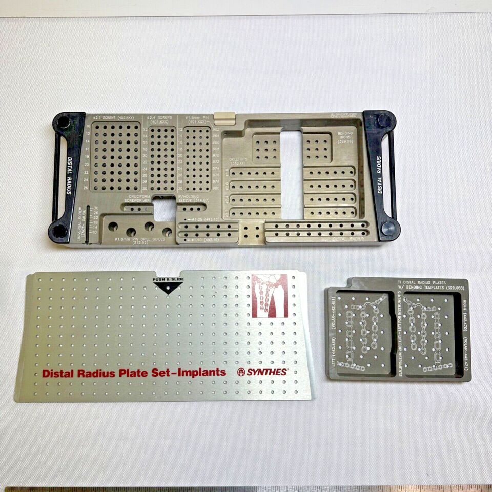 SYNTHES CCMED413 Distal Radius Instrument Module Case — photo 2