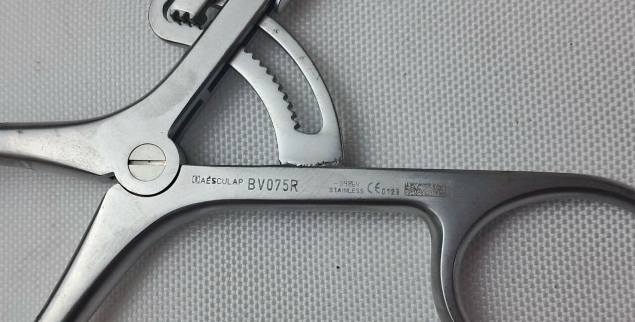 AESCULAP BV075R Weitlaner Retractor 3X4 Blunt Prongs — photo 4