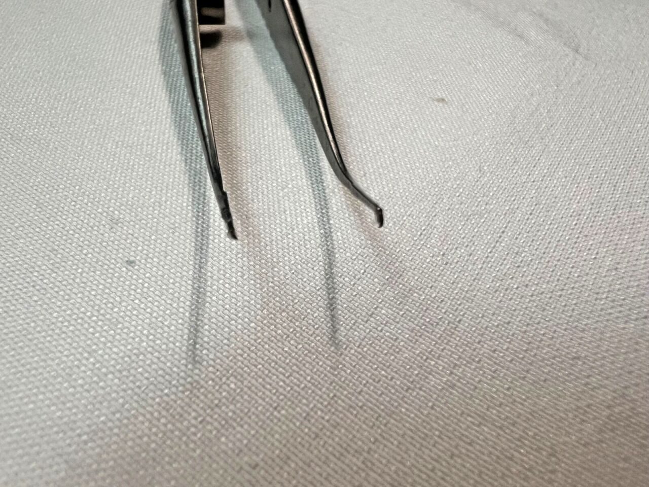 STORZ E3195 Girard Corneoscleral Colibri Right Forceps 0.12mm 1x2 Teeth — photo 4