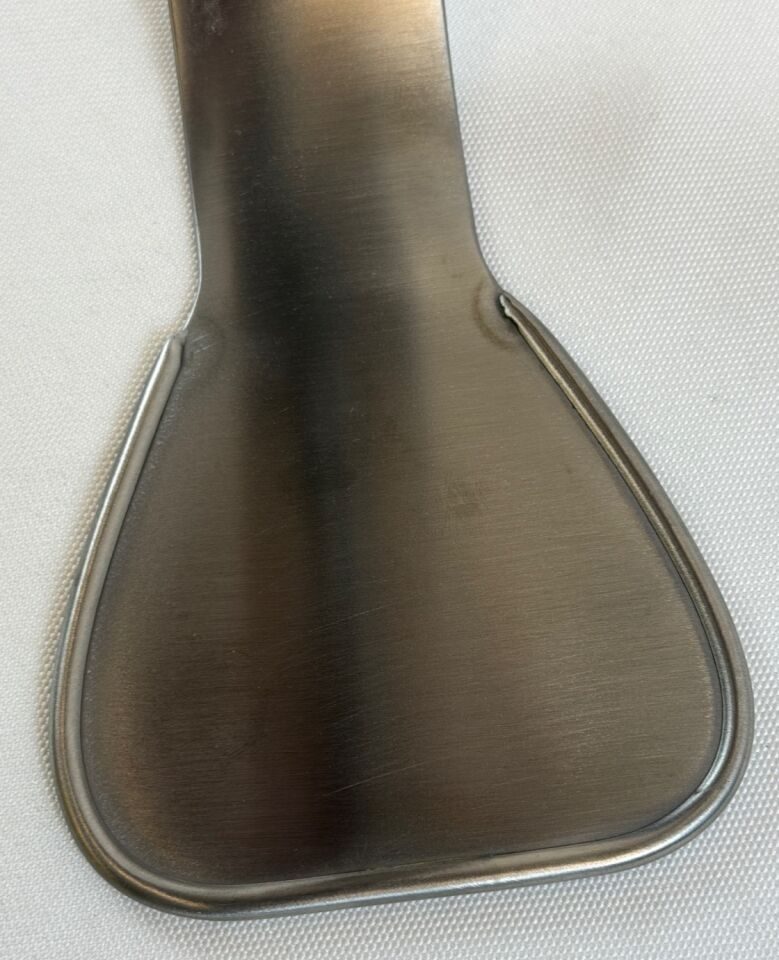 MILLENNIUM SURGICAL 63-13380 B.E. Glass Abdominal Retractor 6" x 3.25" Blade — photo 3