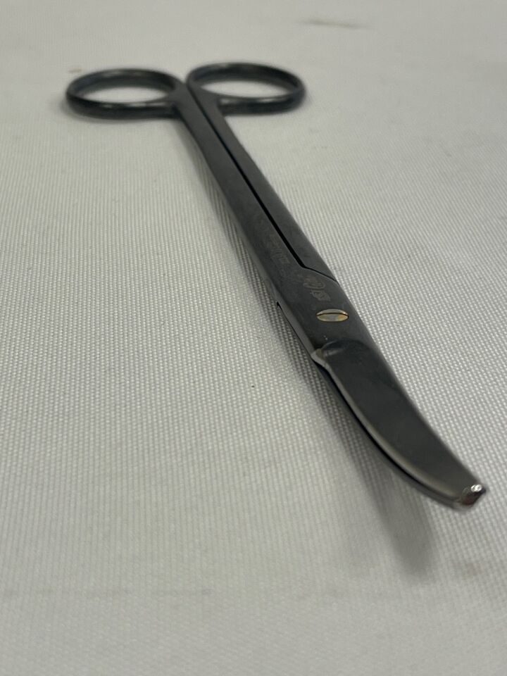 SSI ULTRA 223.51.73 Magic Cut Ceramic Mayo Scissors 9" Curved General Surgery — photo 7