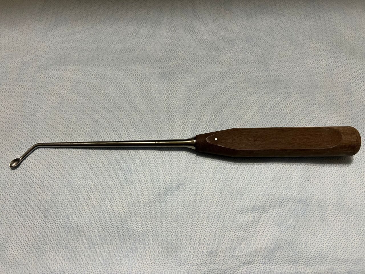 SYNTHES 389.281 Reverse Angled Right Bone Curette 7.5mm — photo 1