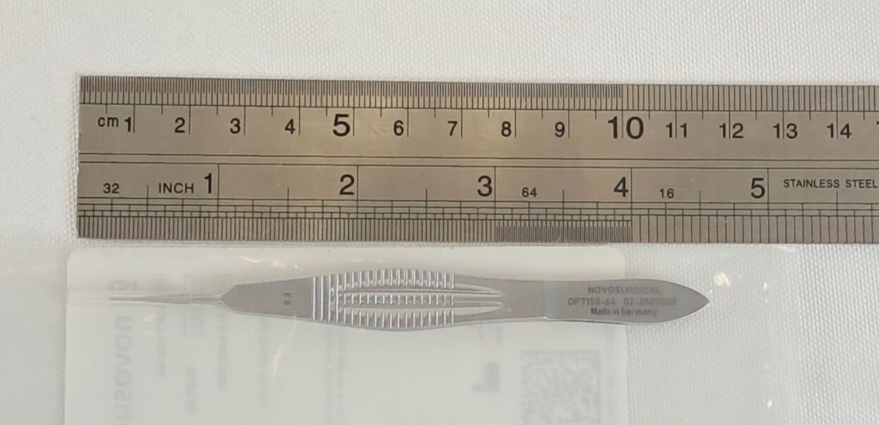 NOVO SURGICAL OP7158-64 Castroviejo Suture Forceps 4 1/4" 1x2 Teeth — photo 3