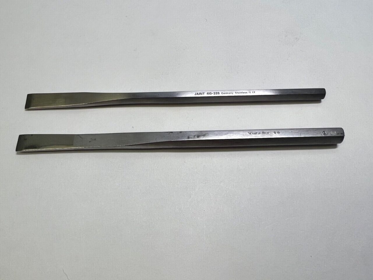 JARIT 410-326 / V. Mueller RH1465-9 Lot of 2 Hexagonal Handle 9mm Osteotomes