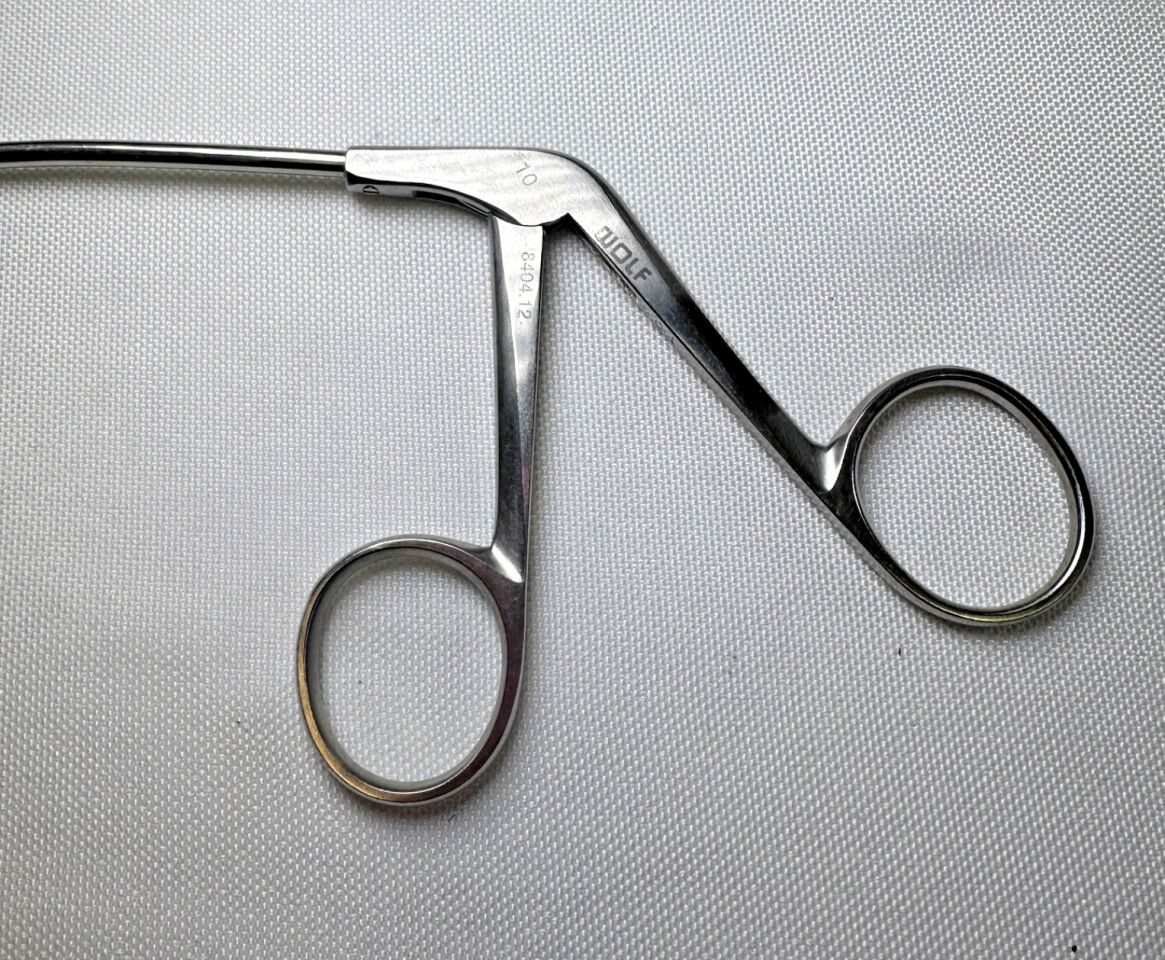 R. WOLF 8404.12 Arthroscopic Hook Scissors 3.4mm Straight 130mm — photo 2