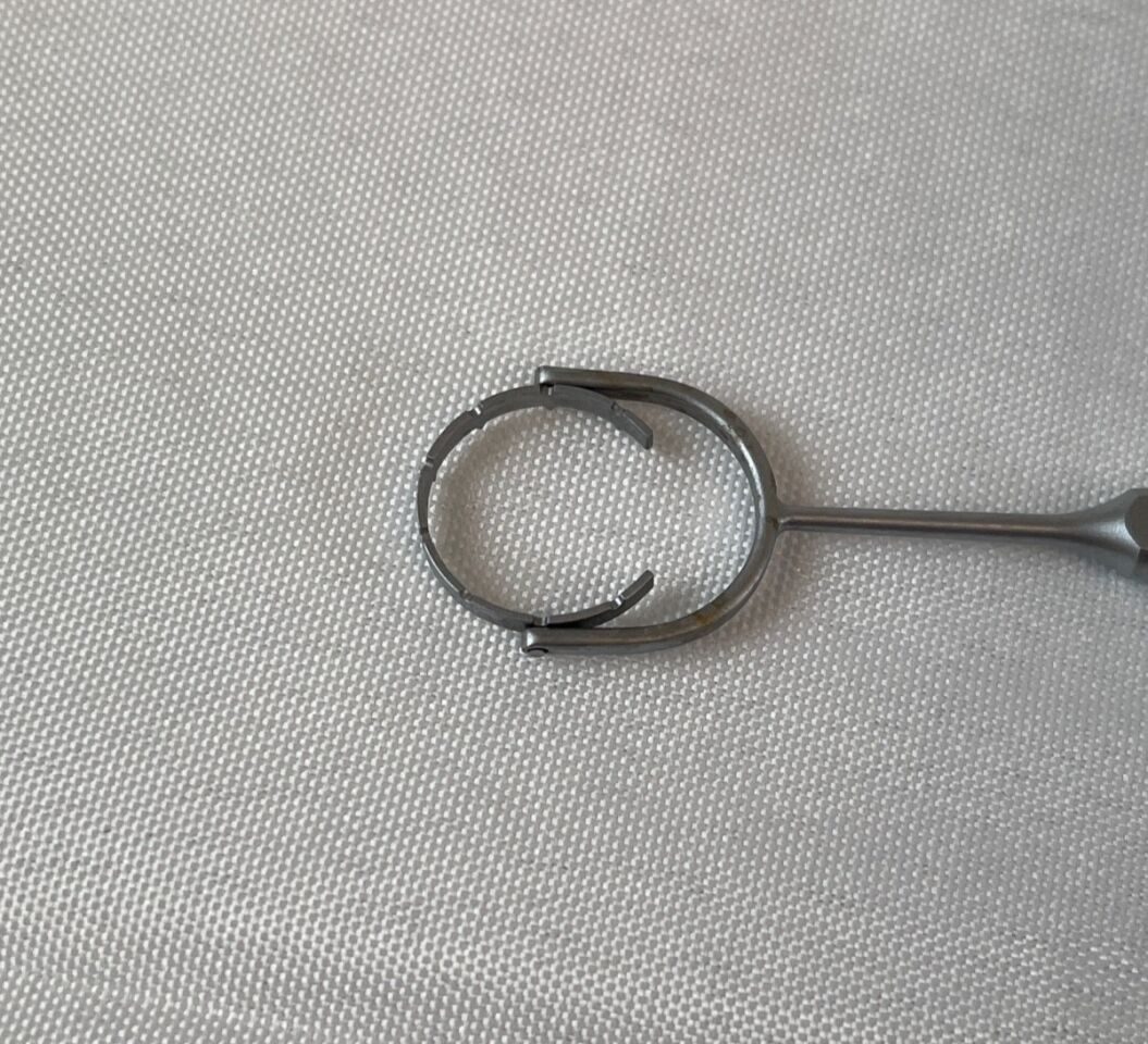 SSI ULTRA 60-7065 13mm Thornton Fixation Swivel Ring Ophthalmology — photo 4