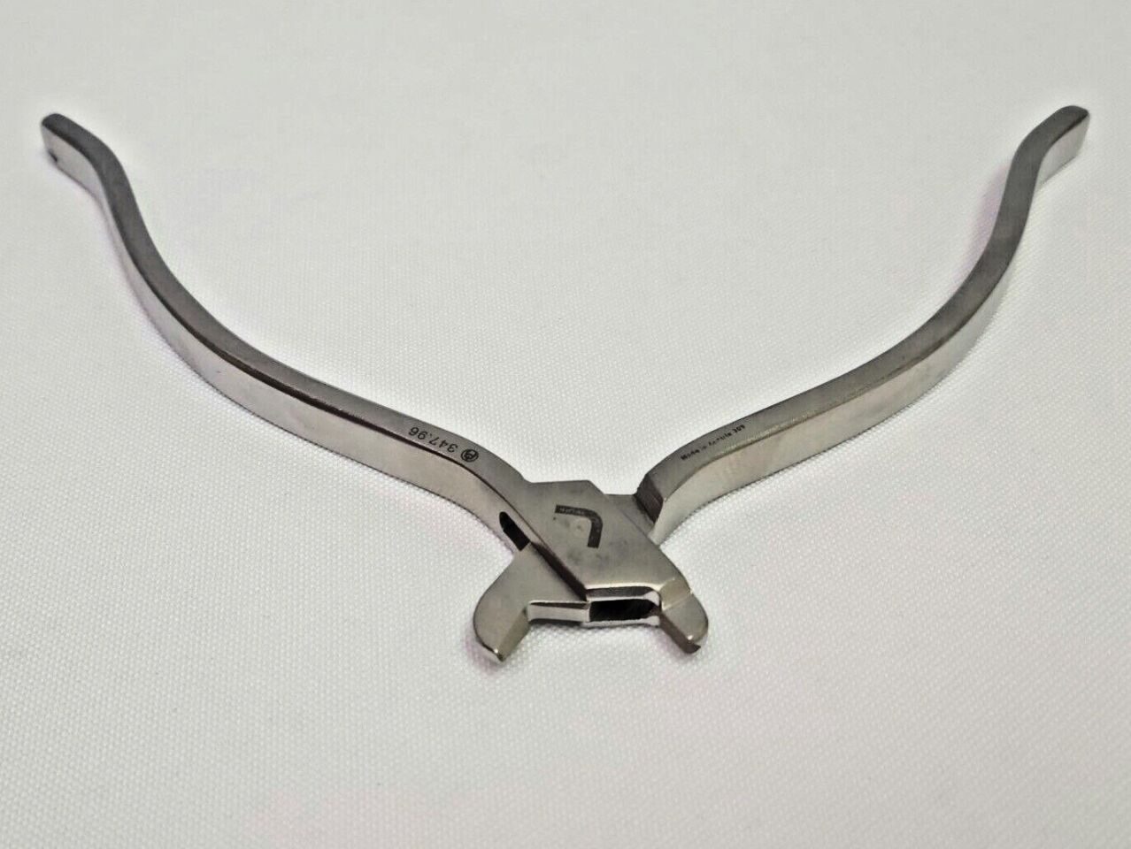 SYNTHES 347.96 Right Angle Craniofacial Bending Pliers — photo 5