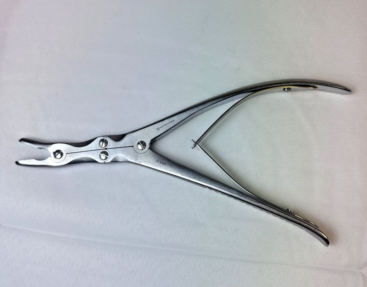 SYMMETRY 31-5105 Leksell Rongeur 5mm, Slightly Curved Handle, 9 in — photo 1
