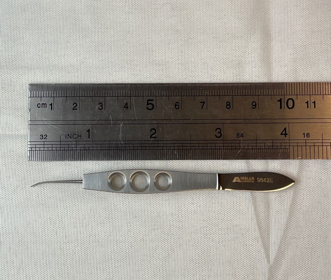 AMBLER 9642E Jaffe Tying Forceps 4" Very Delicate 6mm Platform Curved Smooth Jaw — photo 6