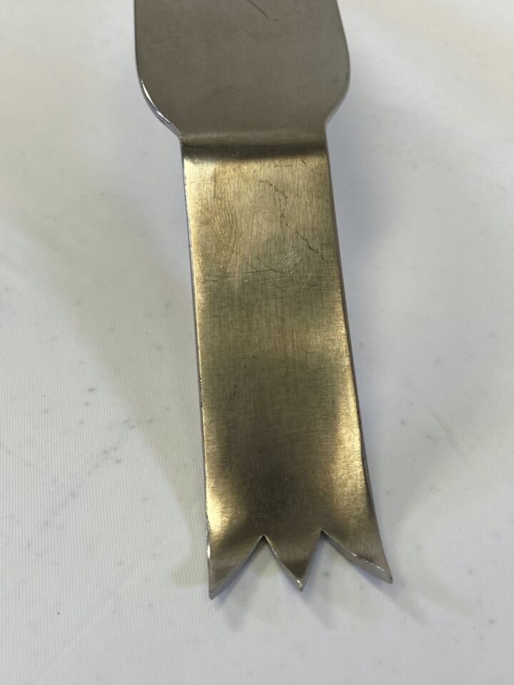 INNOMED T1003 Anterior Glenoid Neck Retractor 25mm Blade Width — photo 4