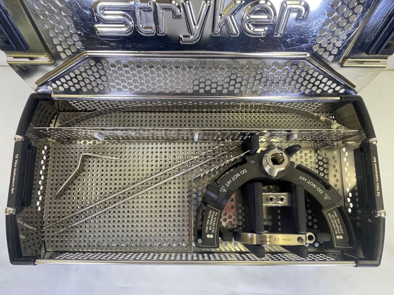 STRYKER 1809910  T2 Tibia Instrument Set — photo 7