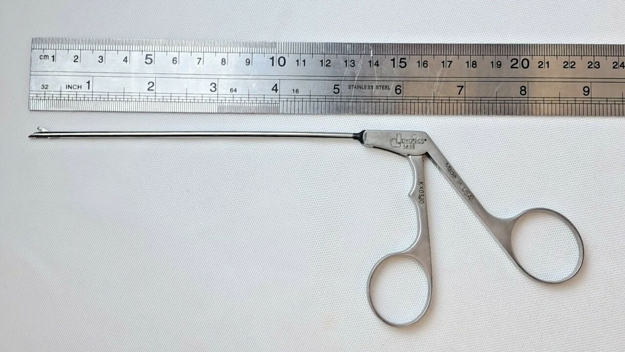 DYONICS 3833 Basket Forceps Punch Straight 130mm Arthroscopy — photo 5