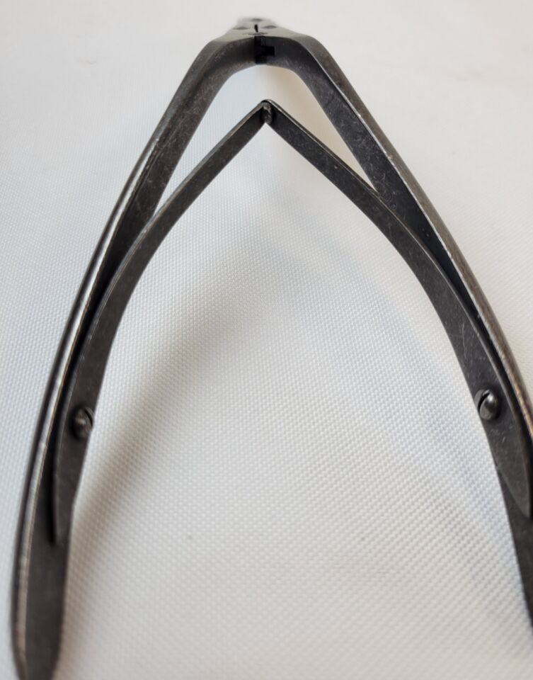 RICHARDS 27-4010 Caplan Nasal Scissors Angled Blades Serrated Grip Ebony — photo 5